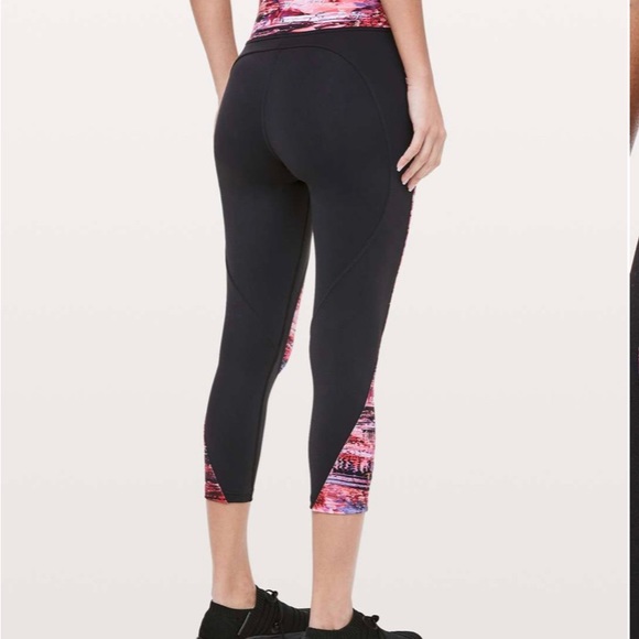 Lululemon Sweat & Repeat Crop 21 inch size 6 - Picture 3 of 5